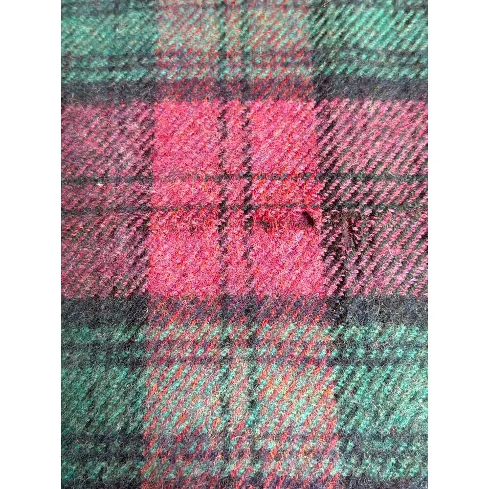 NWT Vintage John Hanley & Co L.T.D plus 90s woven fringed Plaid Wool Throw 54x40